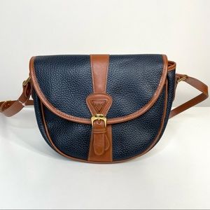 GUESS Vintage 90's Pebbled Leather Crossbody Saddle Bag